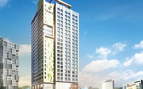 Ever 8 Family Hotel